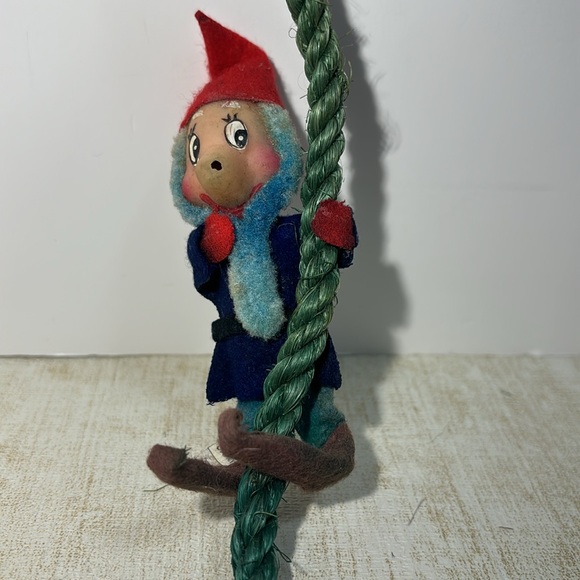 Rare - Vintage "Disney" 7 Dwarves Garland - Picture 9 of 14